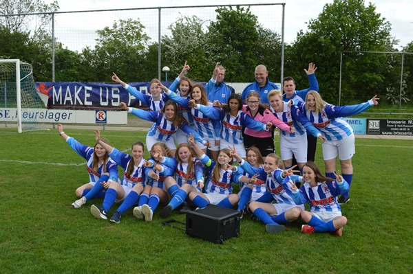 MB1 Kampioen 2015-2016