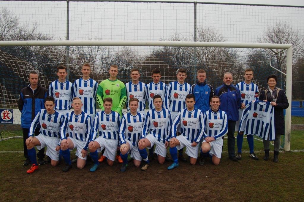 Foto: JO19 nieuwe tenues