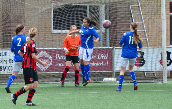 Foto: D.V.C'46 VR1 - Teisterbanders VR1