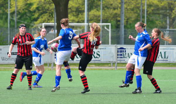 Foto: D.V.C'46 VR1 - Teisterbanders VR1